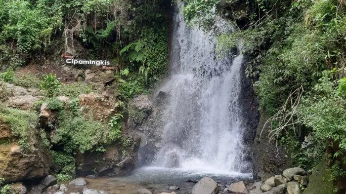 Curug Cipamingkis